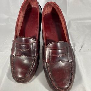Land’s End Classic Penny Loafers. Size 9